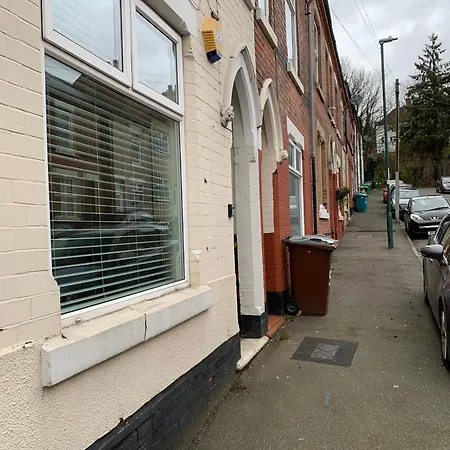 Stylish Home Near Shopping Plus Dining - Book Summer Stays Now Nottingham Exterior photo