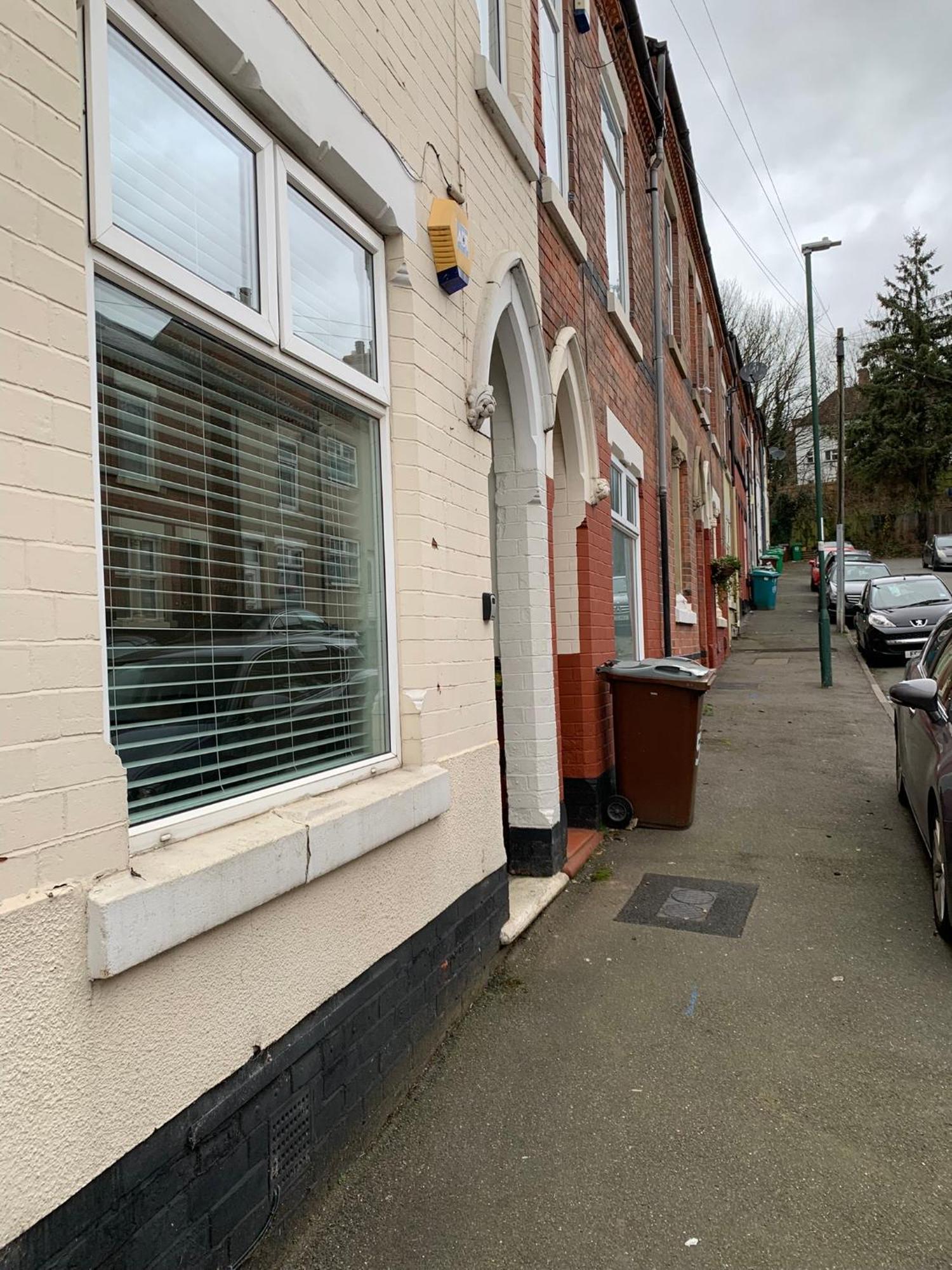 Stylish Near Shopping Dining - Book Summer Now * Nottingham
