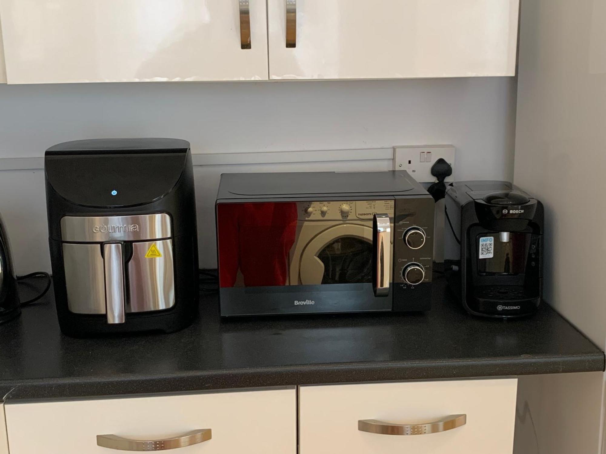 Stylish Near Shopping Dining - Book Summer Now Holiday home Nottingham
